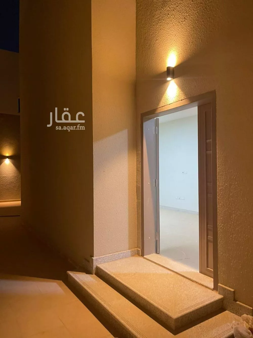 فيلا 5 غرف في الجنادرية 3