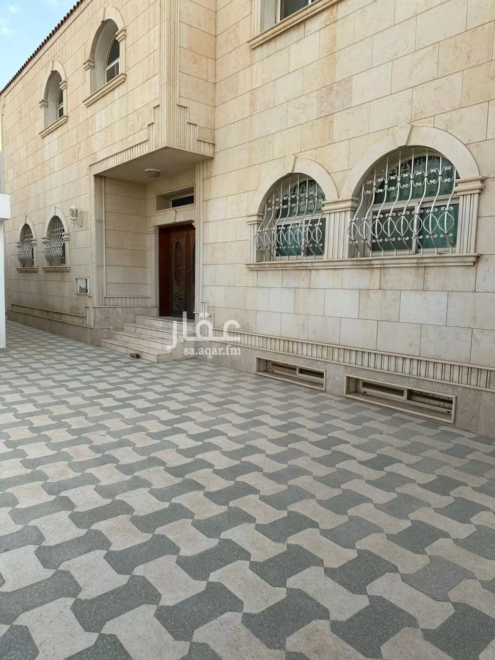7 bedroom villa in Al Quds 4