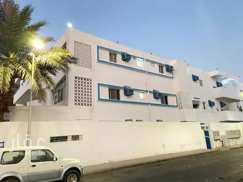 عمارة 1131 م² في مشرفة 1