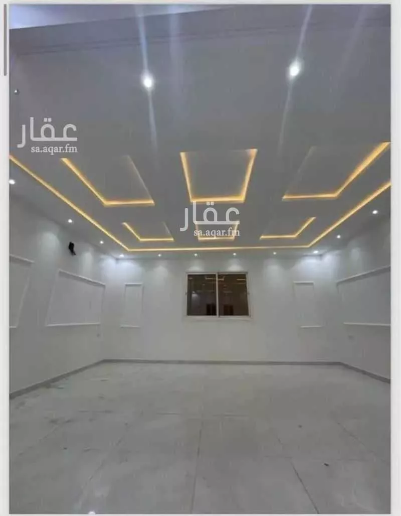 فيلا 8 غرف في القادسية 3