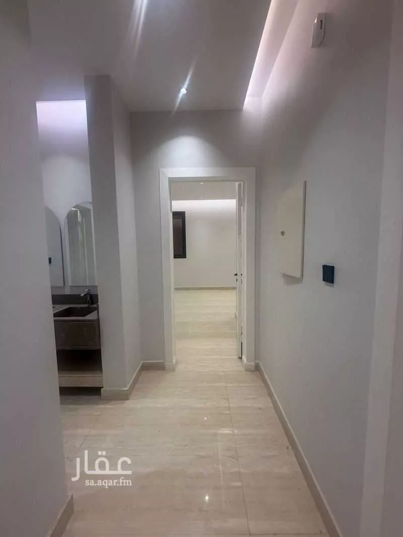 4 bedroom apartment in Al Maizilah, Riyadh 14
