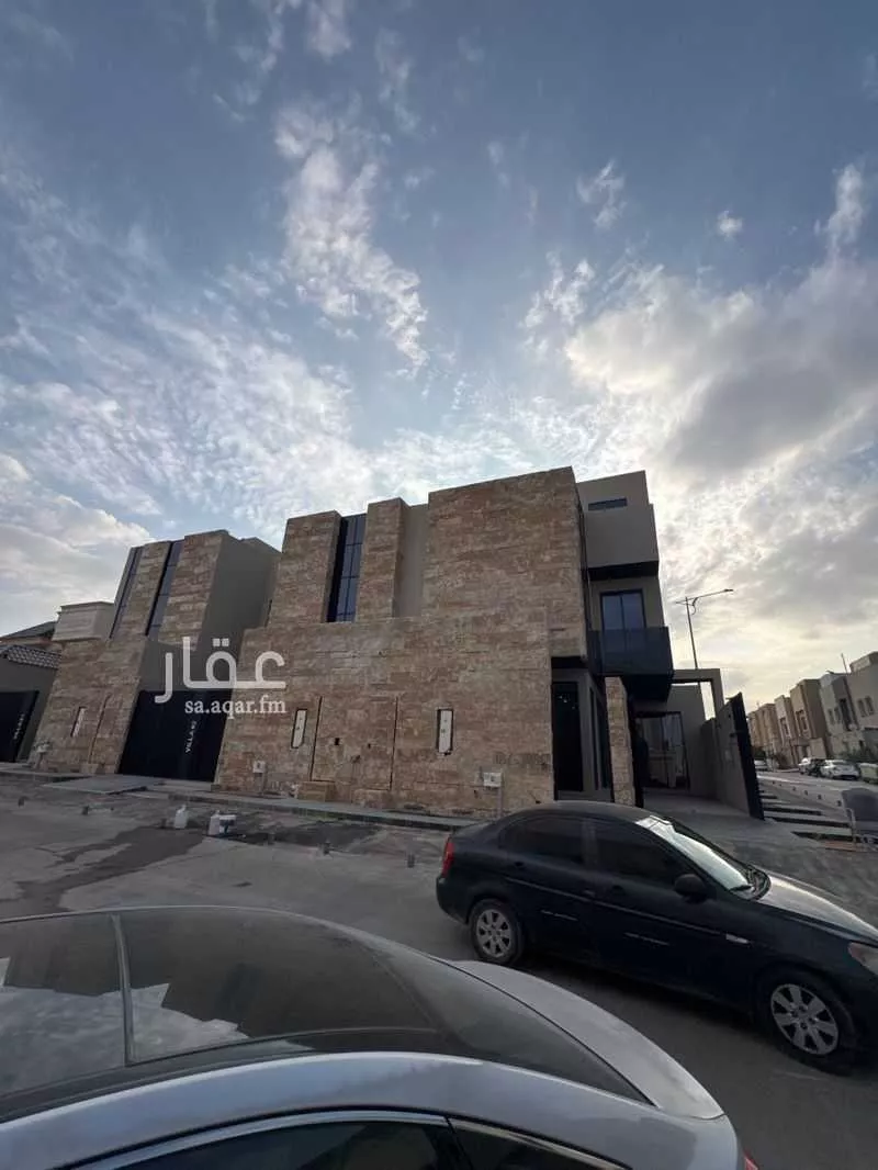 فيلا 5 غرف في الملقا 3