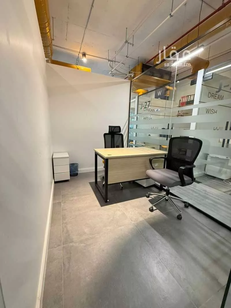 مكتب 5000 م² في الدريهمية 1