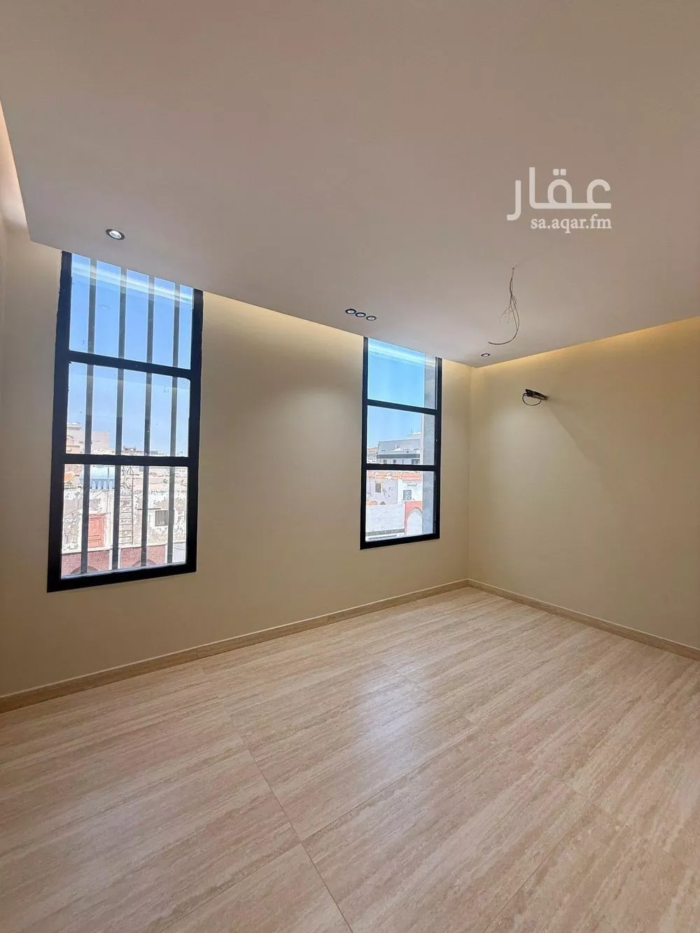 شقة 4 غرف في الروضة 4