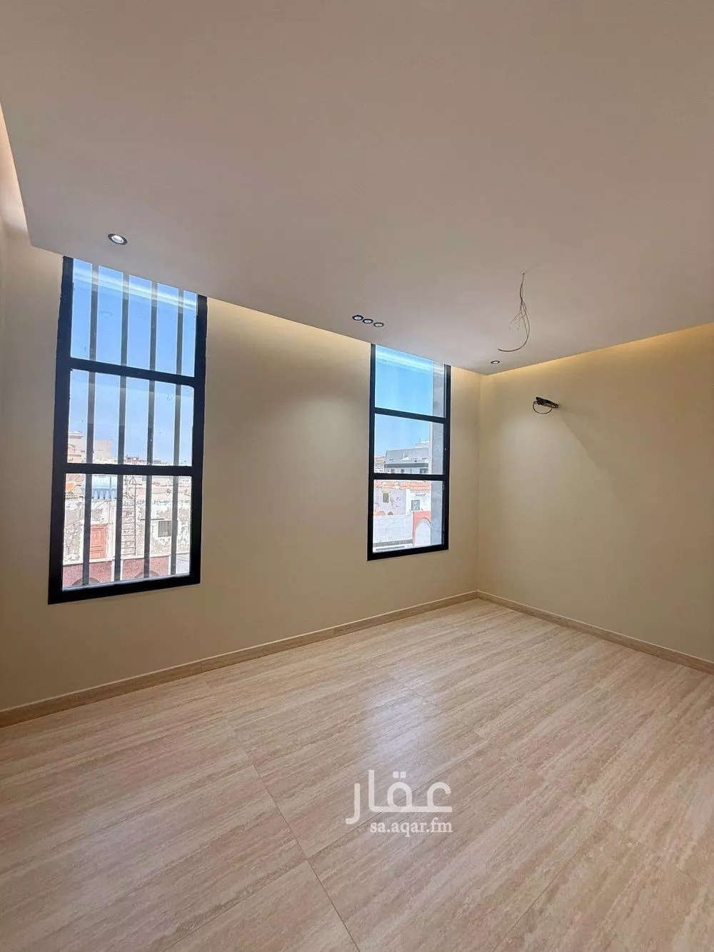 شقة 5 غرف في النعيم 4