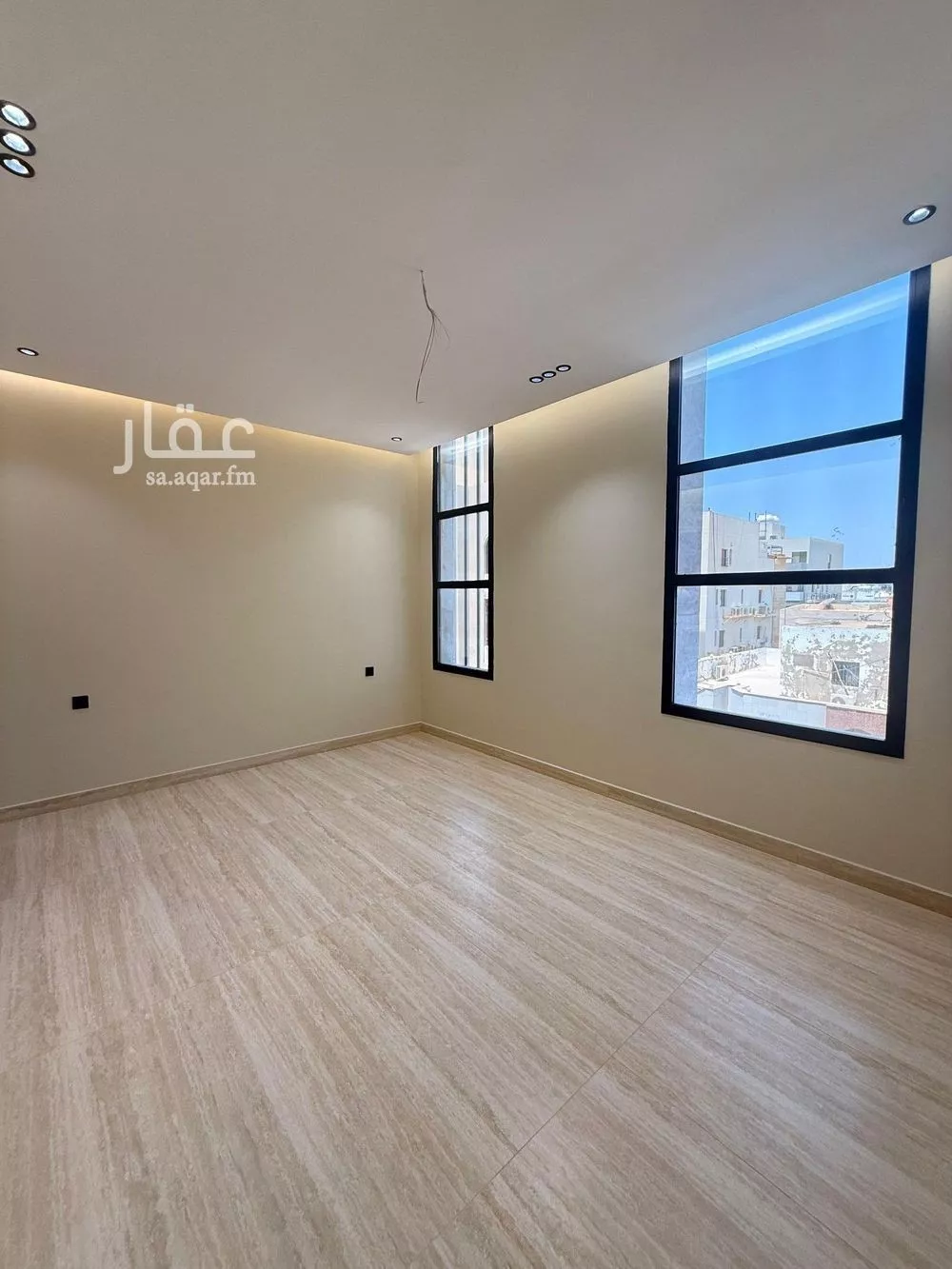 شقة 5 غرف في النعيم 4