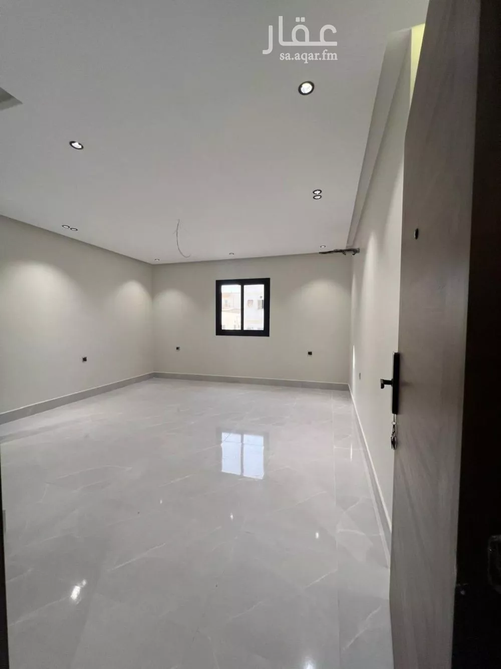 شقة 5 غرف في السلامة 3