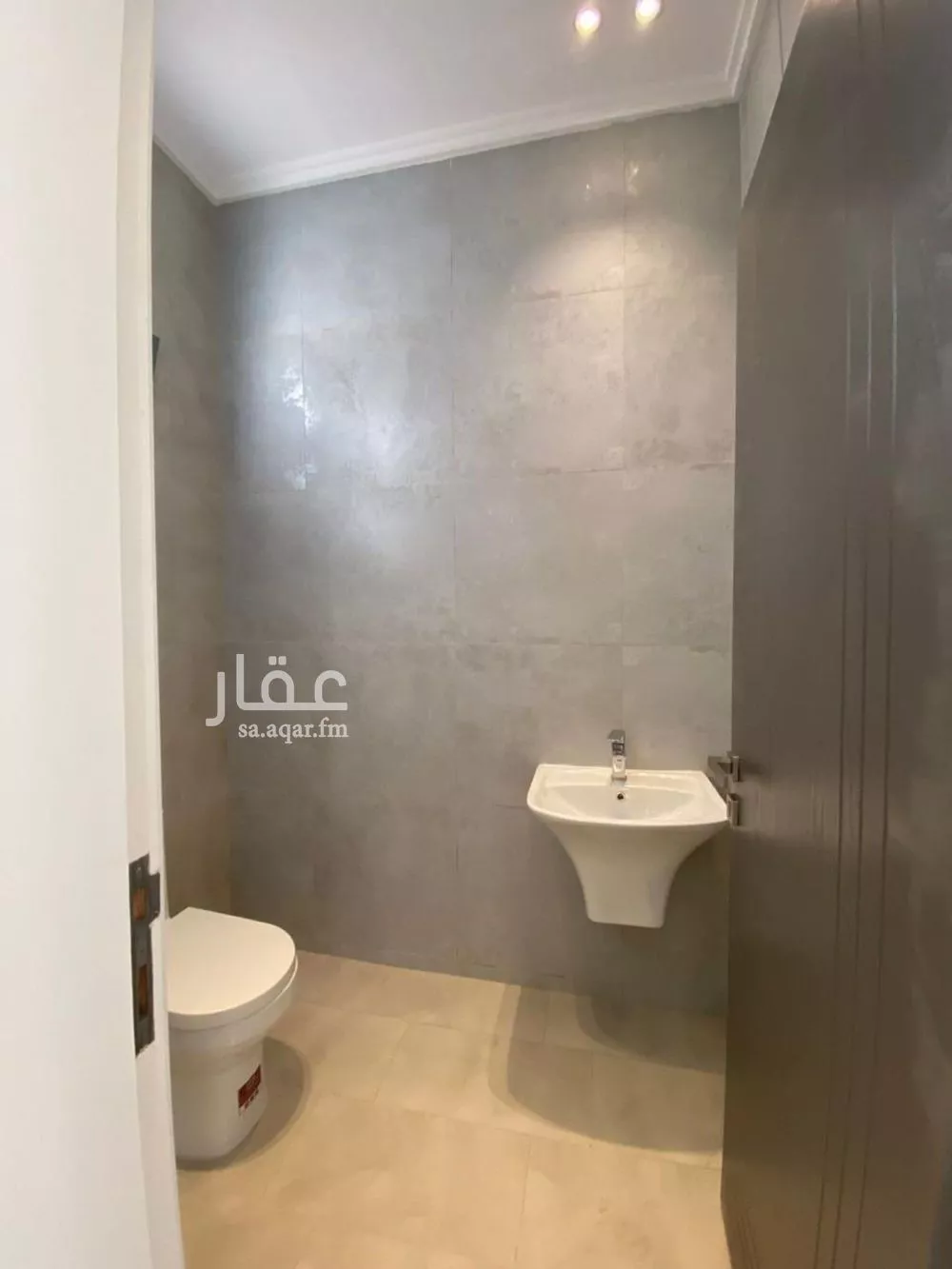 7 bedroom villa in Al Narjis 5