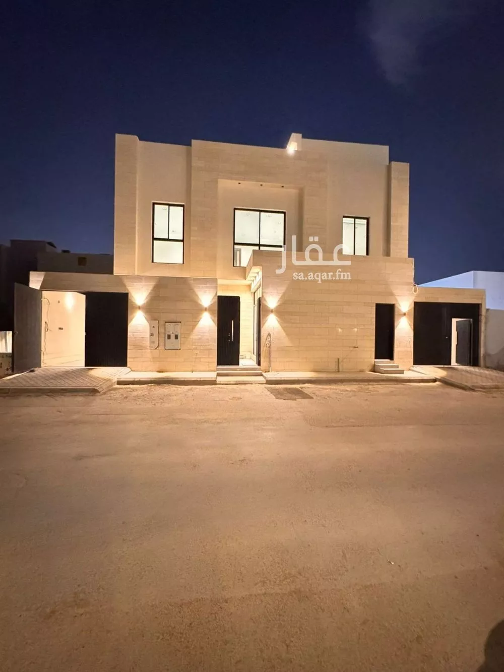 فيلا 7 غرف في العارض 1