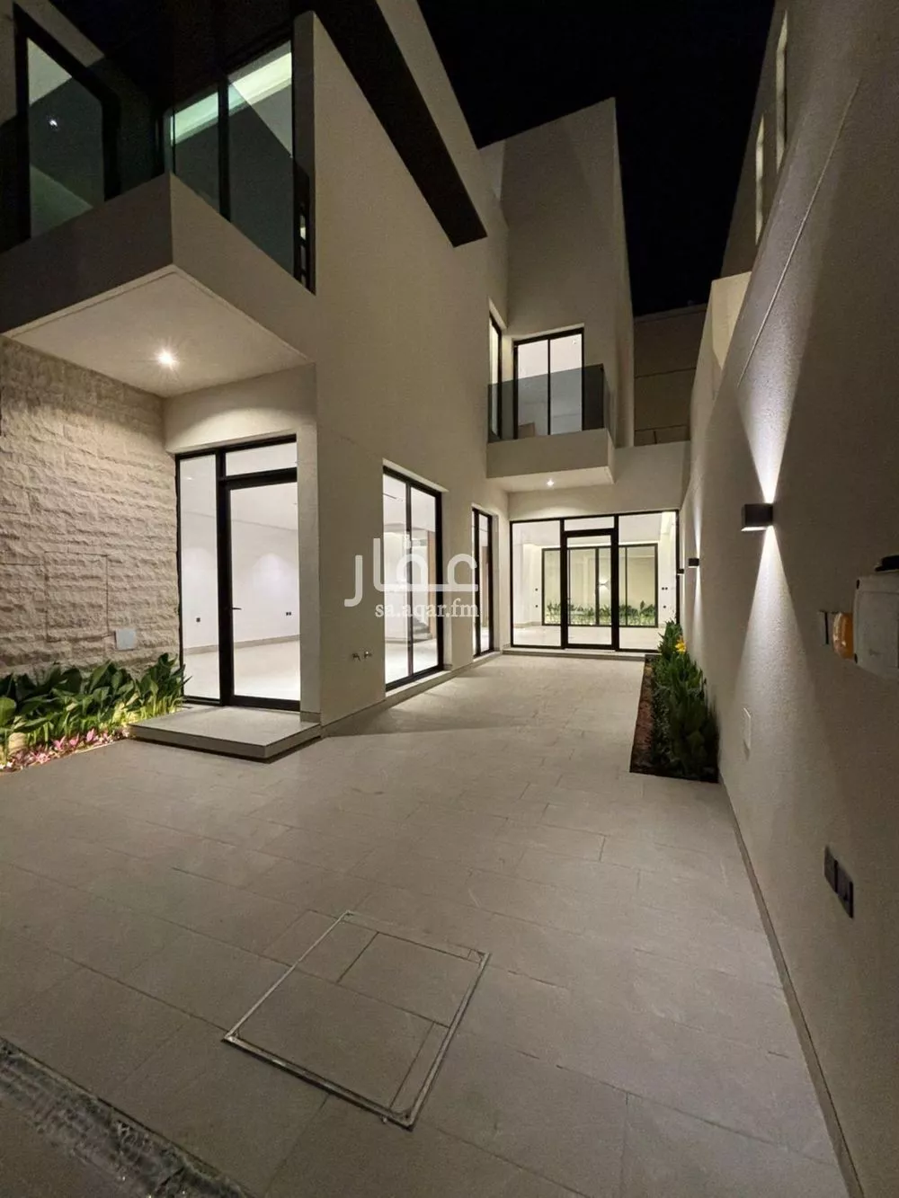 فيلا 6 غرف في النرجس 2