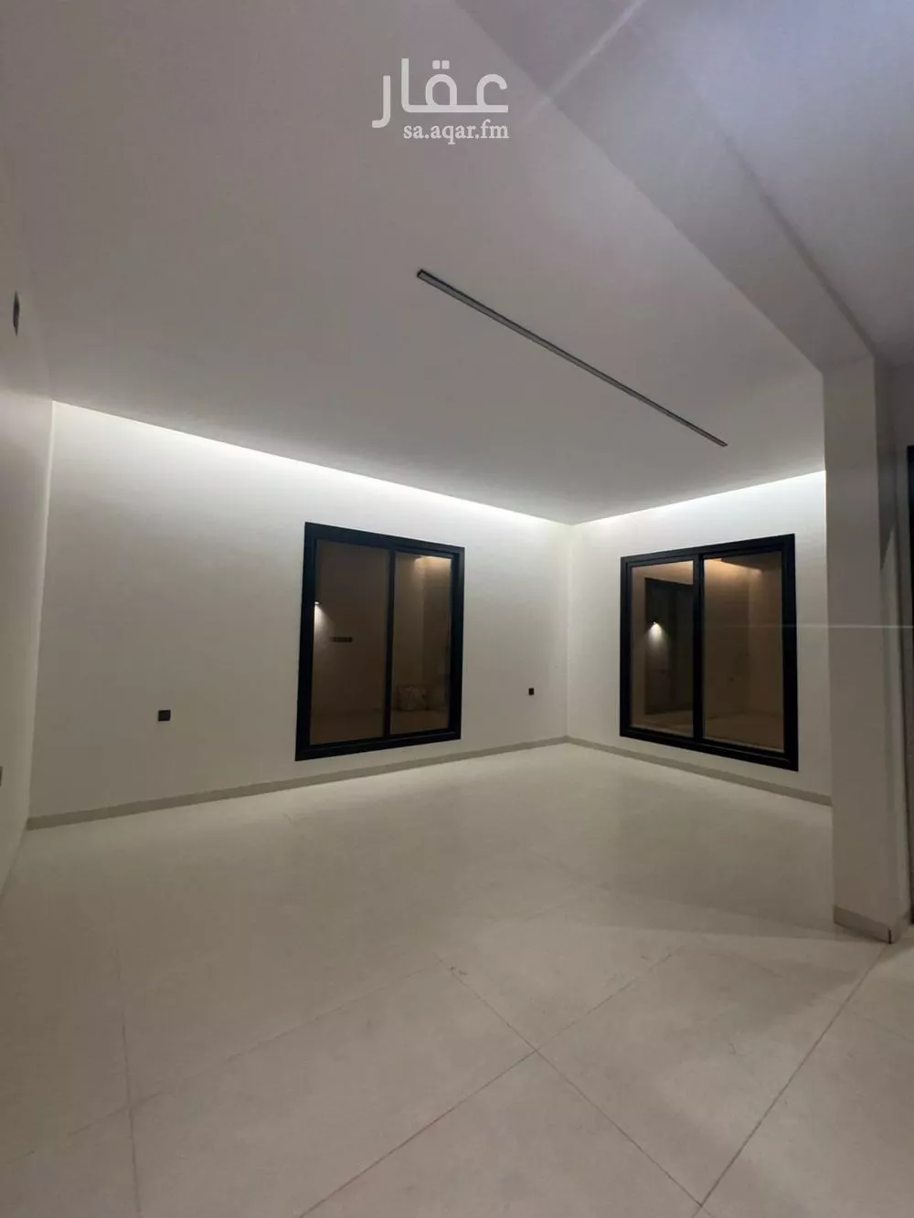 فيلا 6 غرف في العارض 3