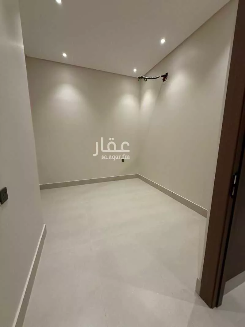 شقة 2 غرف في الجزيرة 4