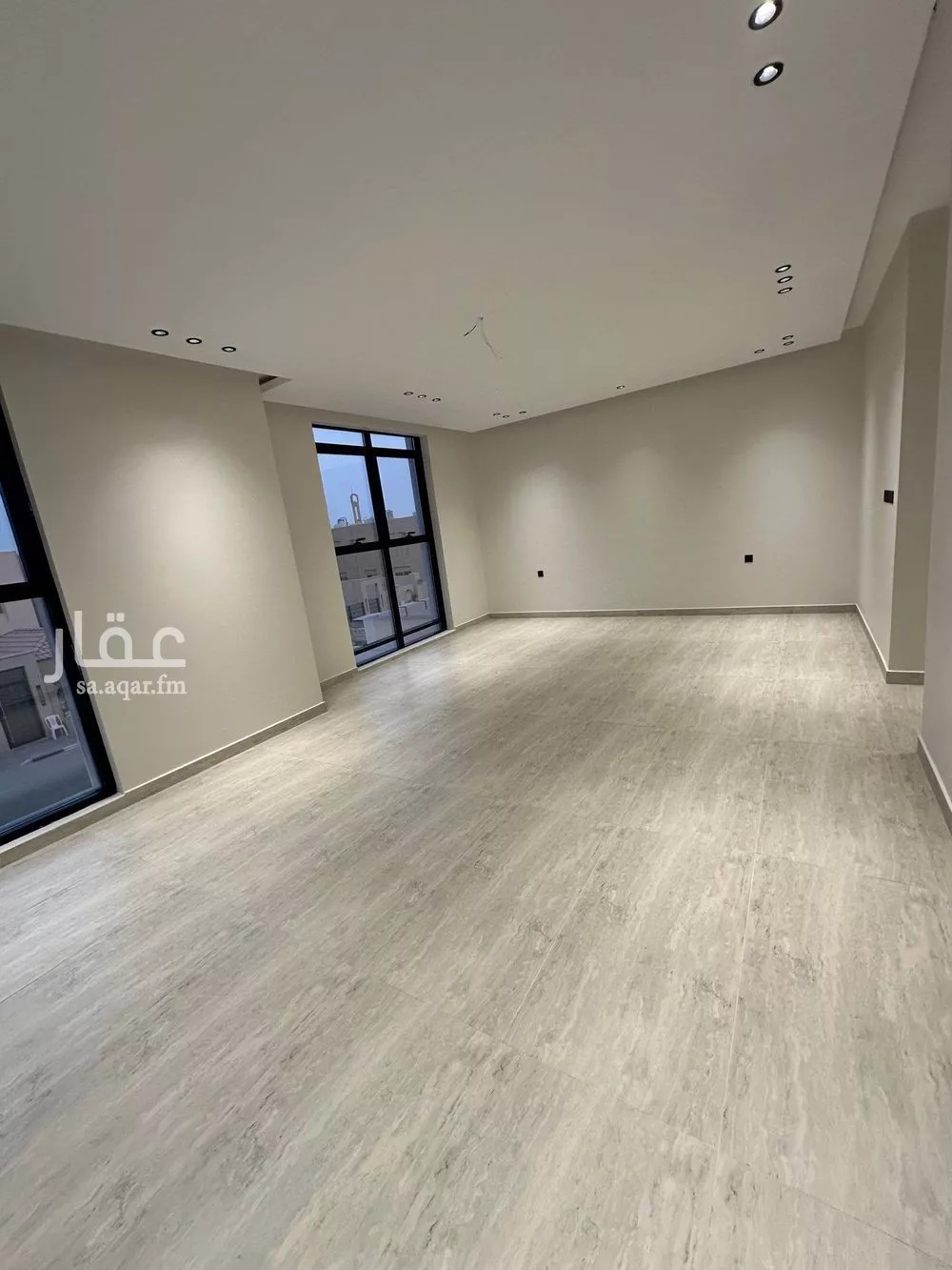 فيلا 10 غرف في الأمل 4