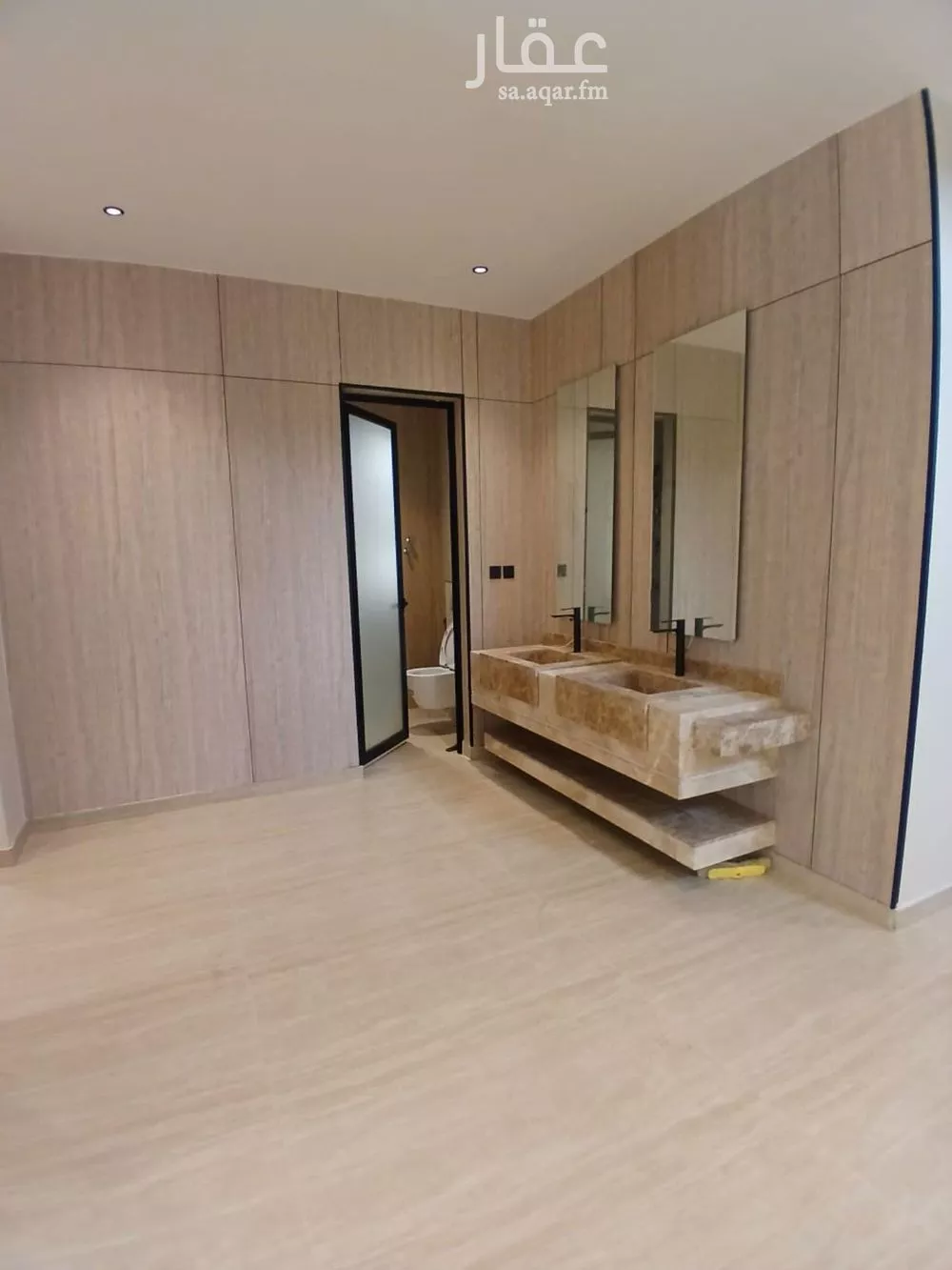 شقة 5 غرف في الصواري 1