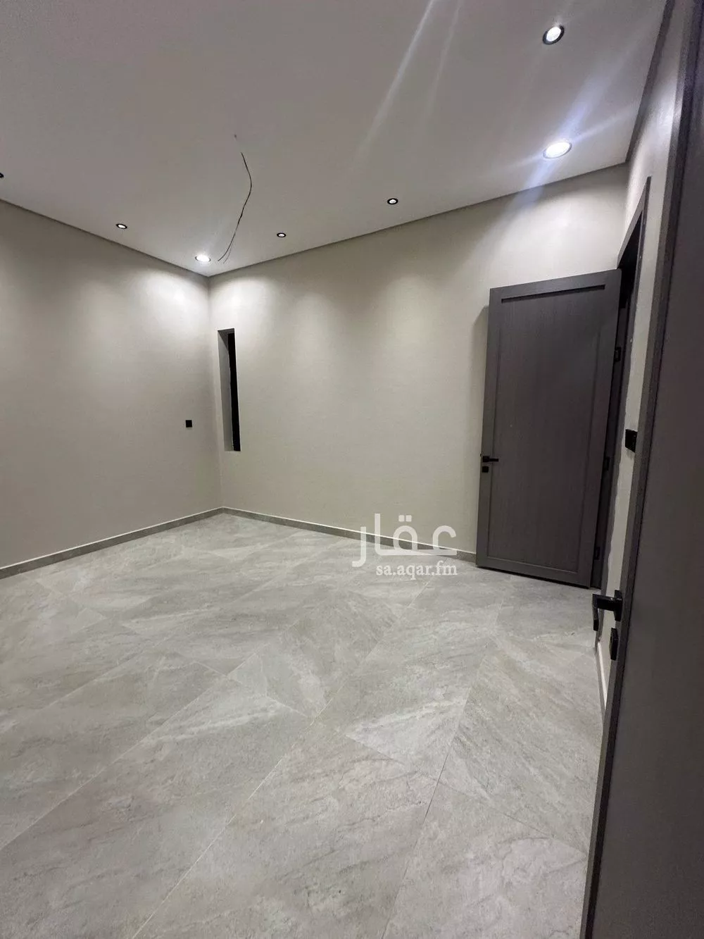 فيلا 9 غرف في الشرق 3