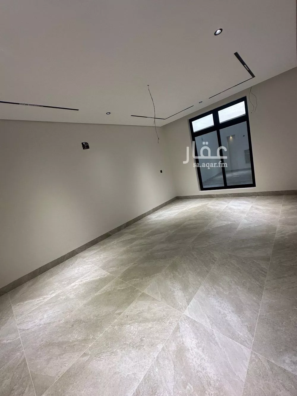 فيلا 8 غرف في الشرق 4