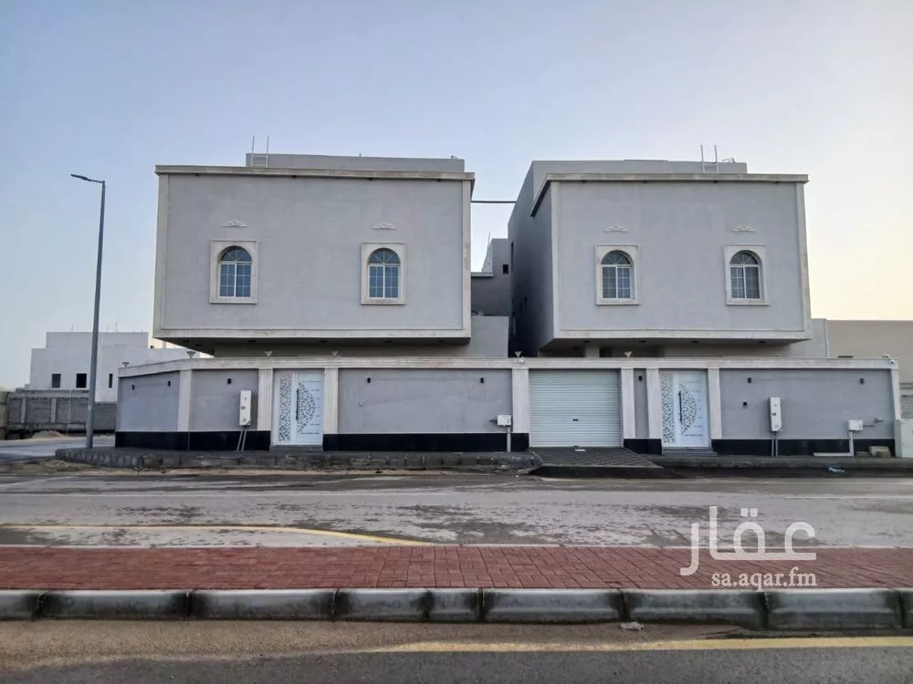 فيلا 8 غرف في اللؤلؤ 2