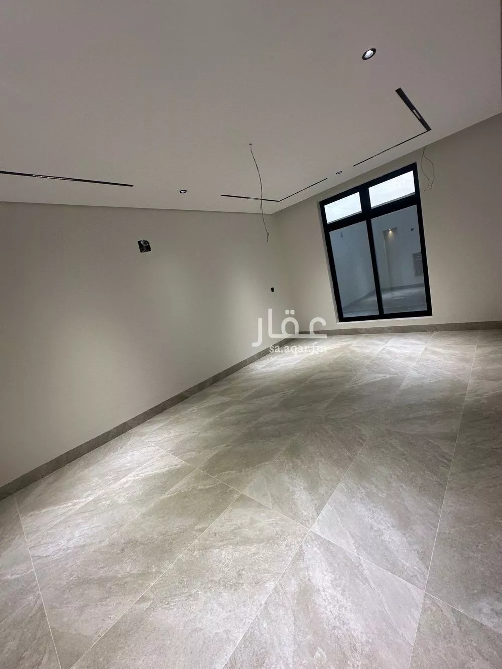 فيلا 8 غرف في الشرق 4