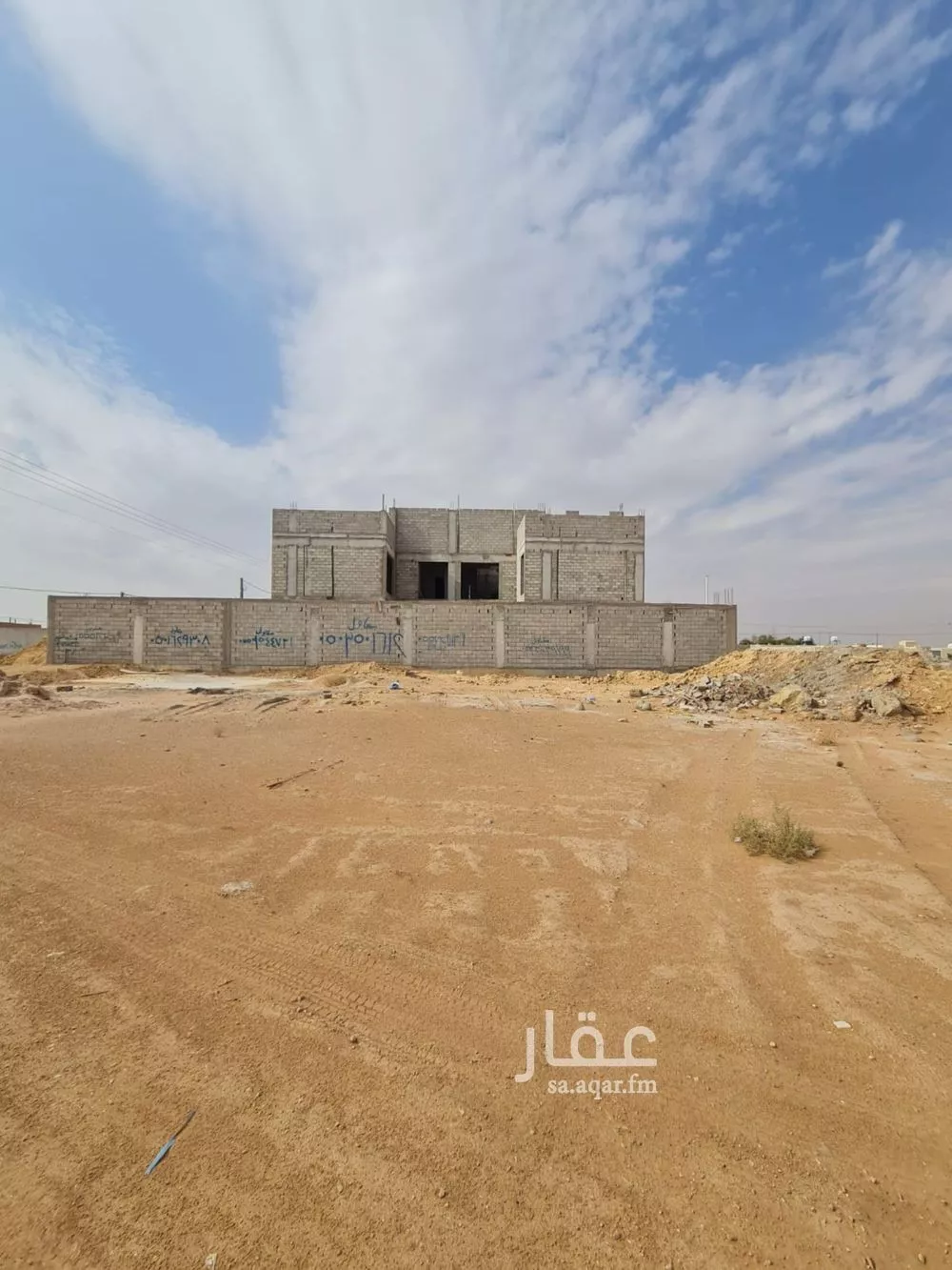 أرض 910 م² في بنبان 5