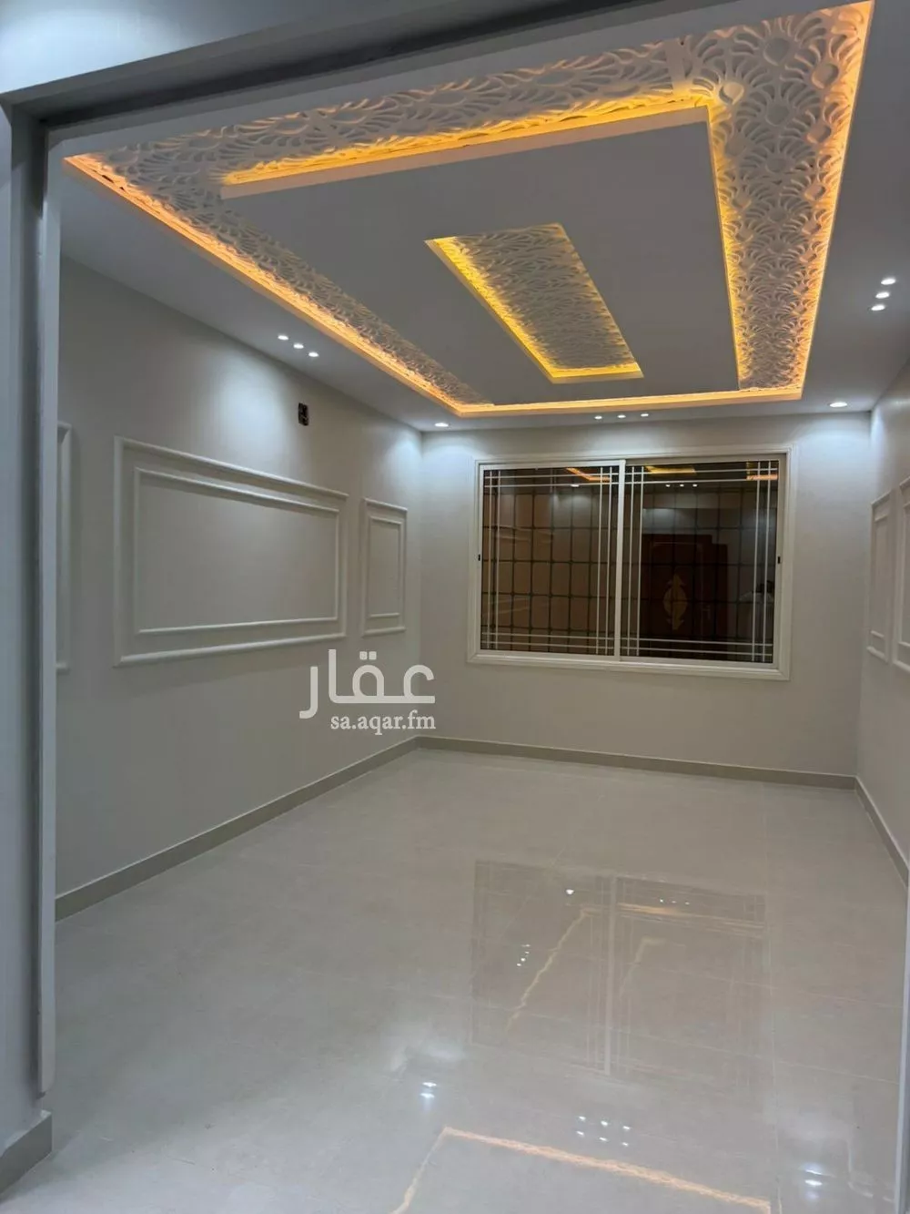 فيلا 4 غرف في الرمال 1