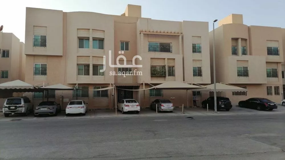 4 bedroom apartment in Ar Rakah Al Janubiyah 4