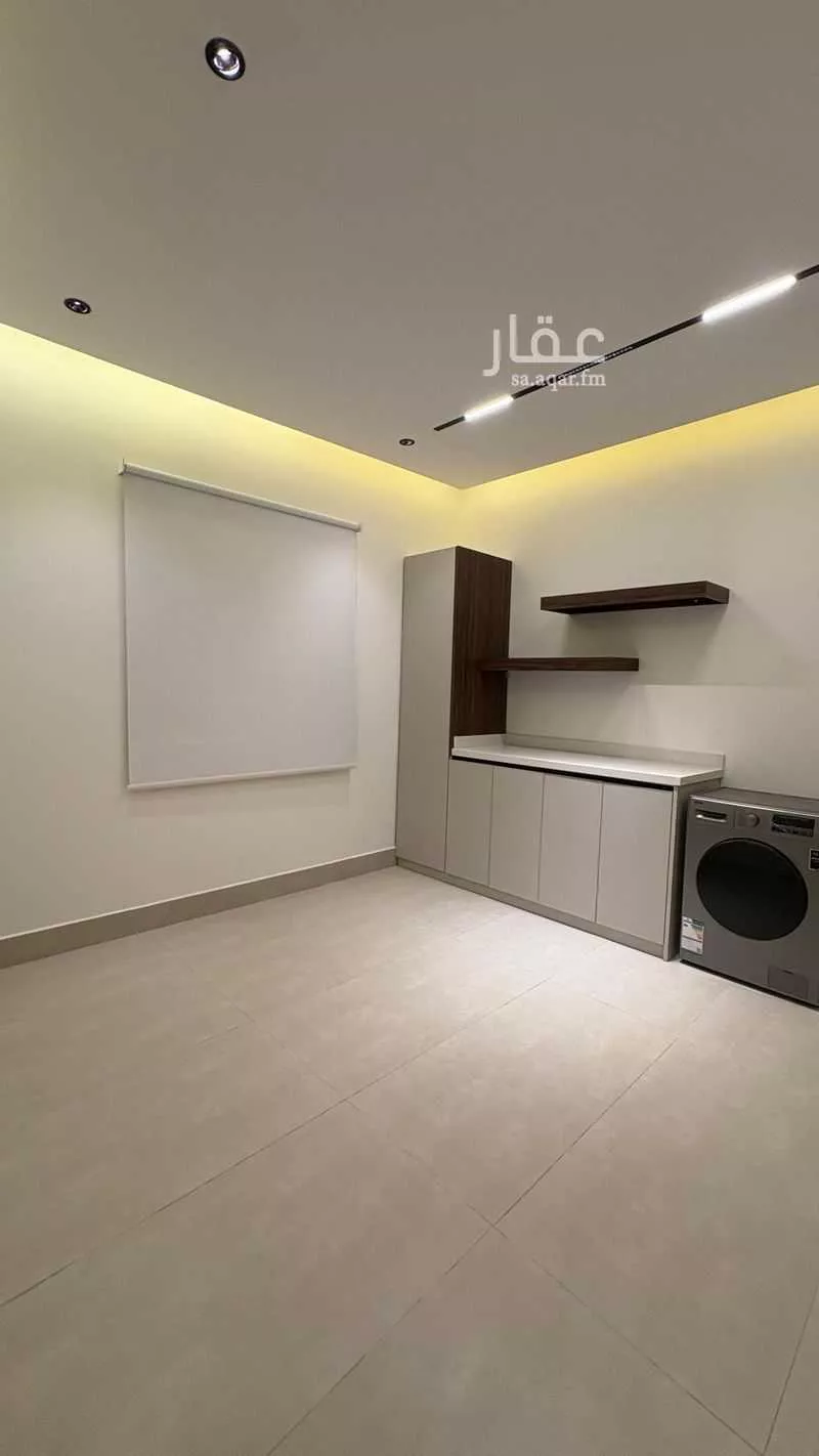 فيلا 8 غرف في عكاظ 4