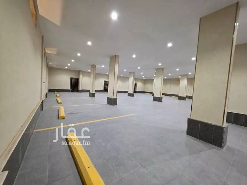 900 sqm building in Al Furusiyah 3