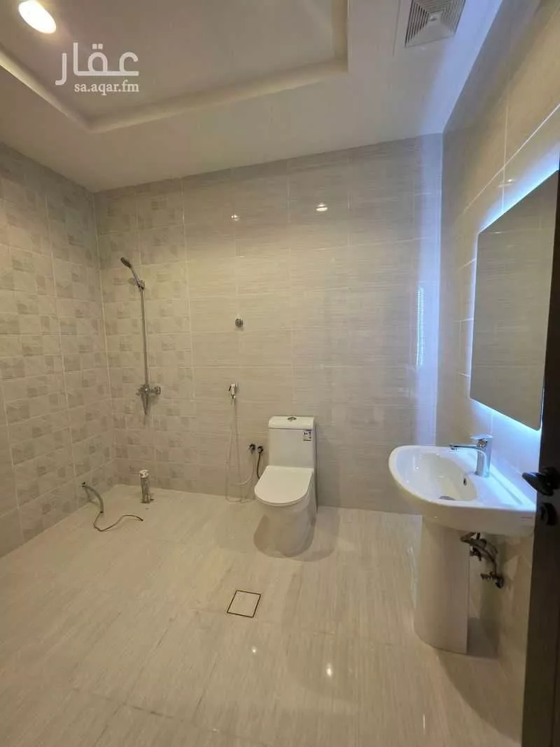 6 bedroom villa in Al Rahmaniyyah, Jeddah 18