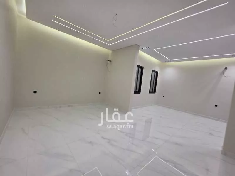 فيلا 6 غرف في الصالحية 3