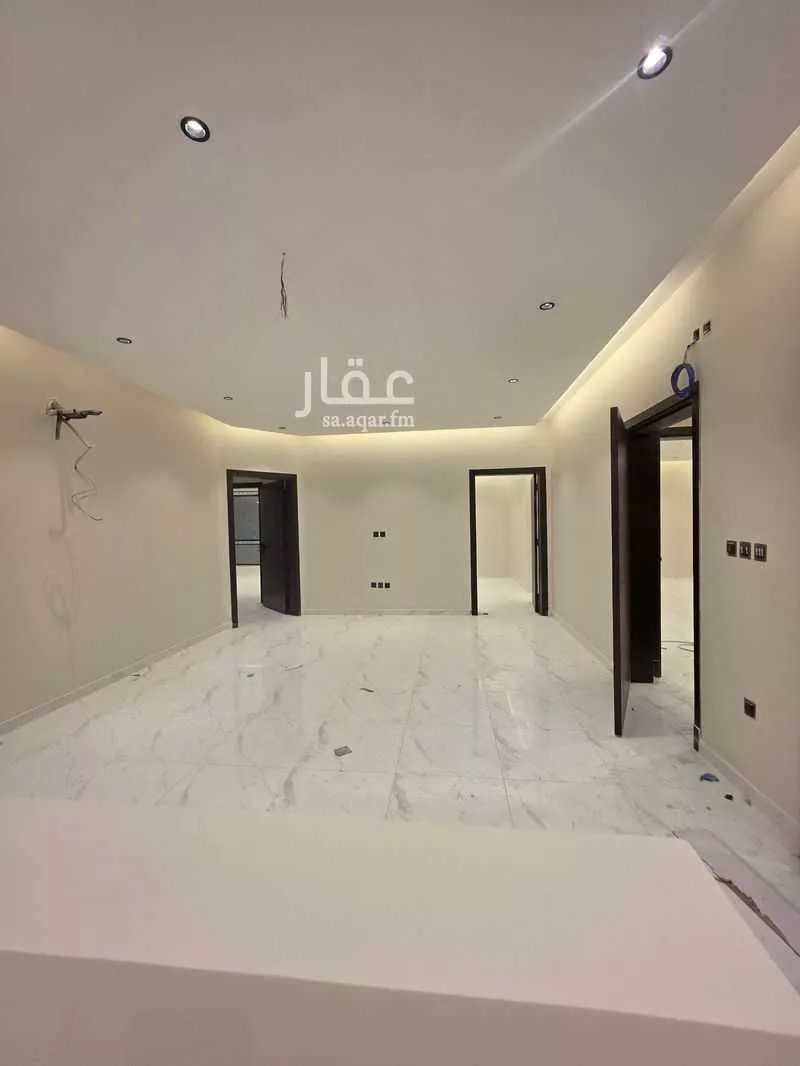 شقة 5 غرف في طيبة 3