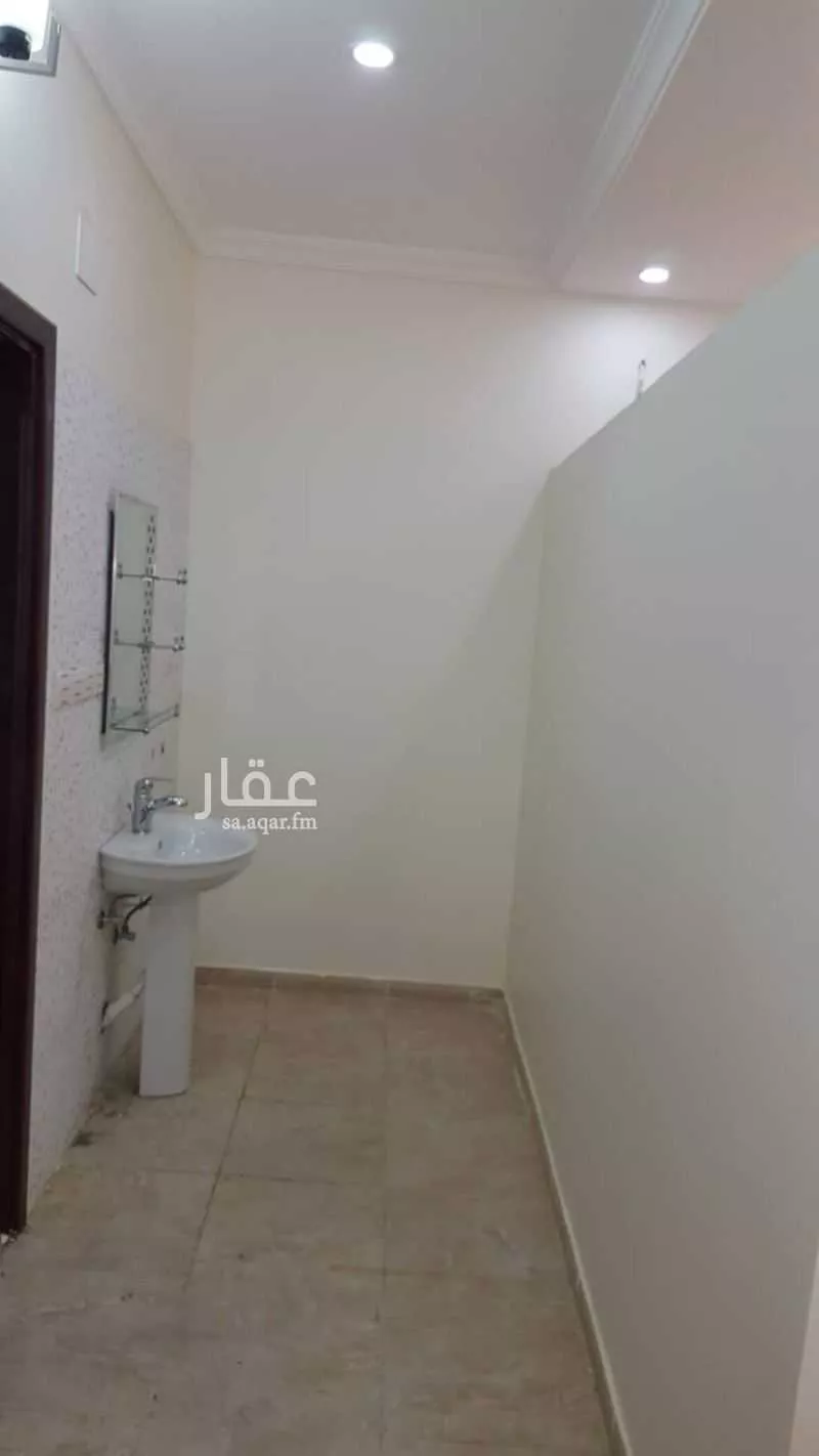 عقار 20 غرف في الفروسية، جدة 15