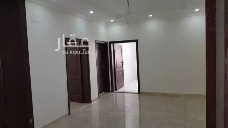 عقار 20 غرف في الفروسية، جدة 21