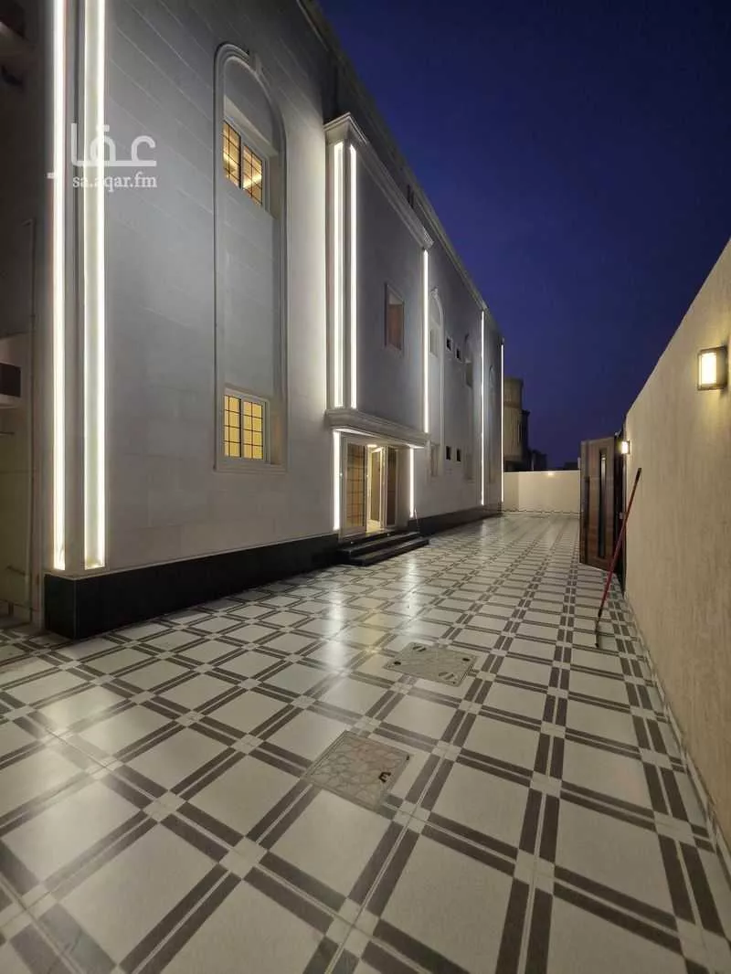 عمارة 756 م² في الصالحية 3