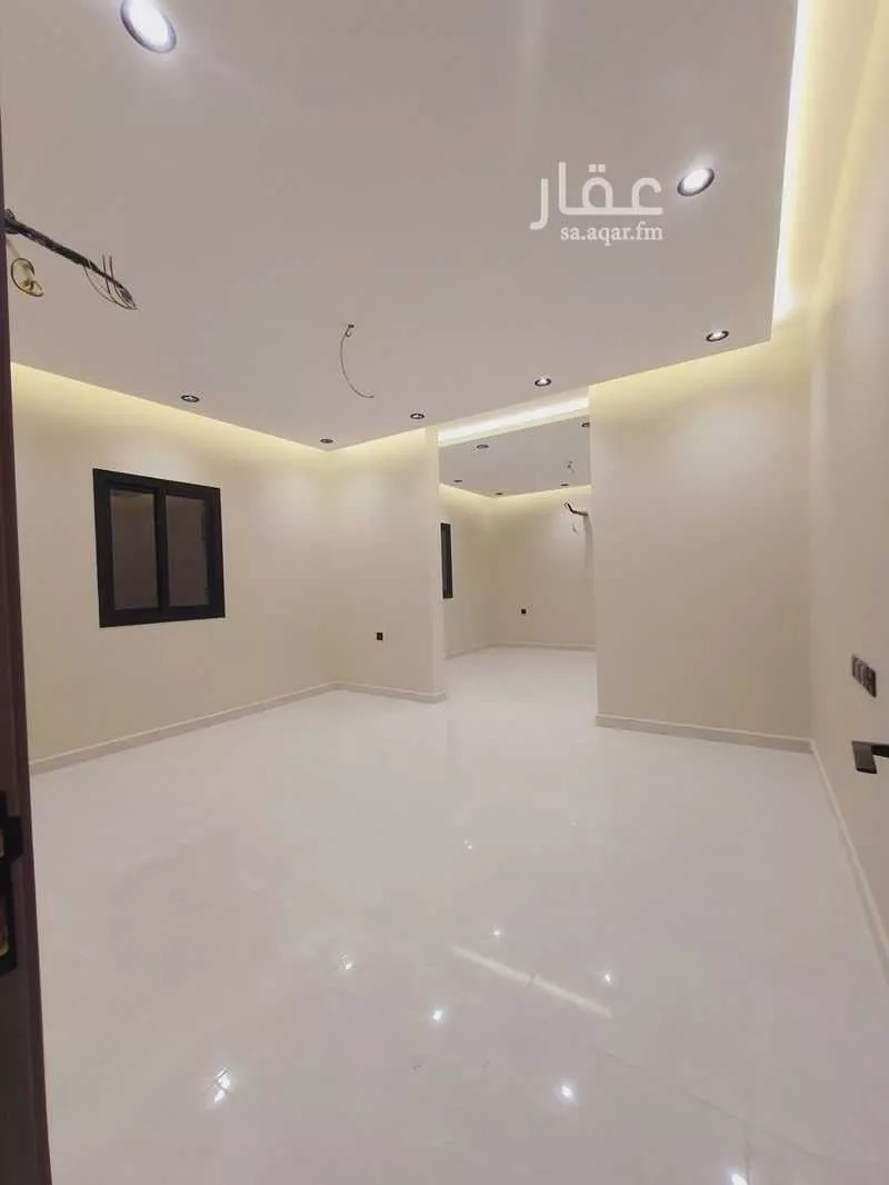 4 bedroom apartment in Al Bashaer, Jeddah 9