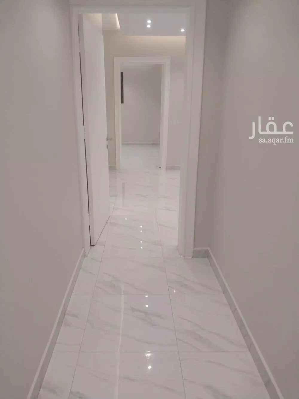 شقة 3 غرف في الرمال 1