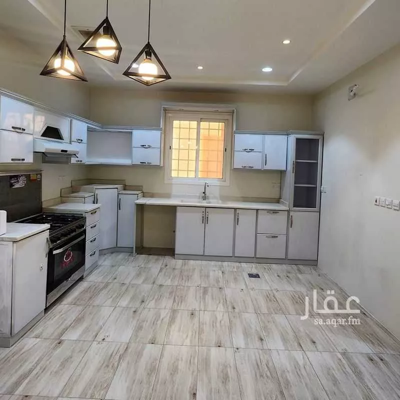 دور 3 غرف في العارض 4