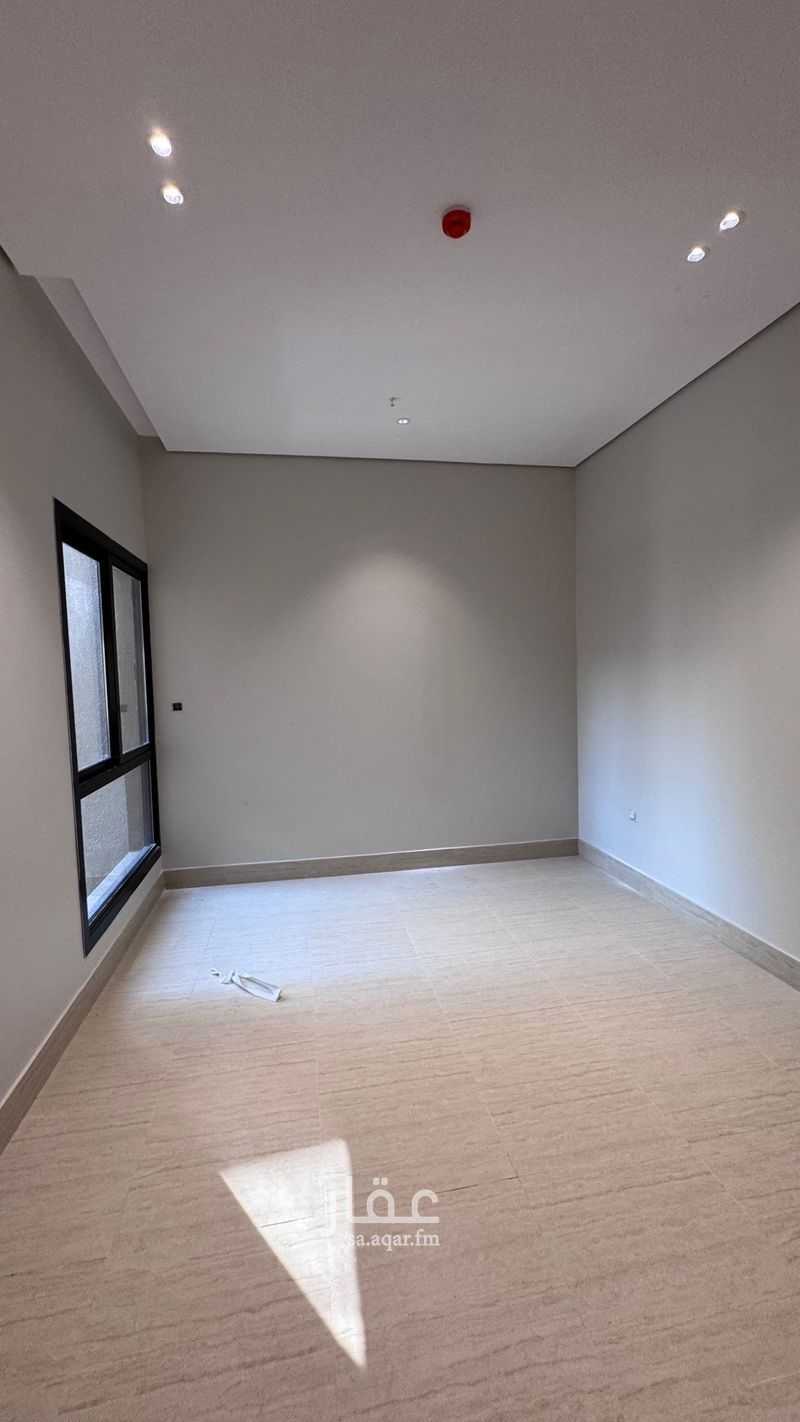 3 bedroom apartment in Granada, Riyadh 5