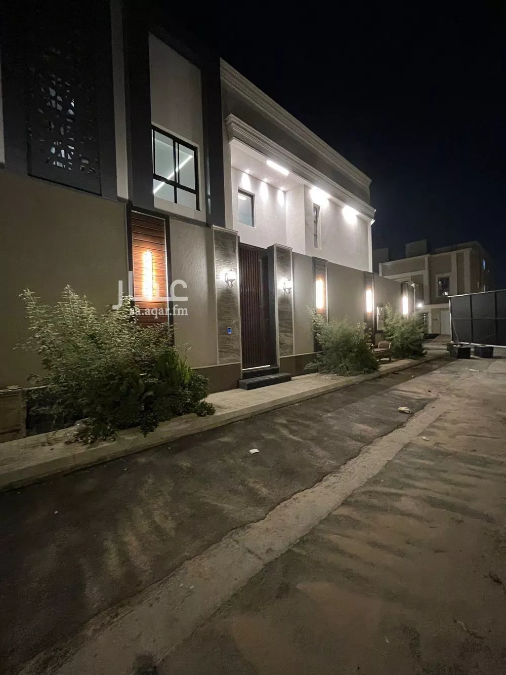 فيلا 4 غرف في الرمال 5