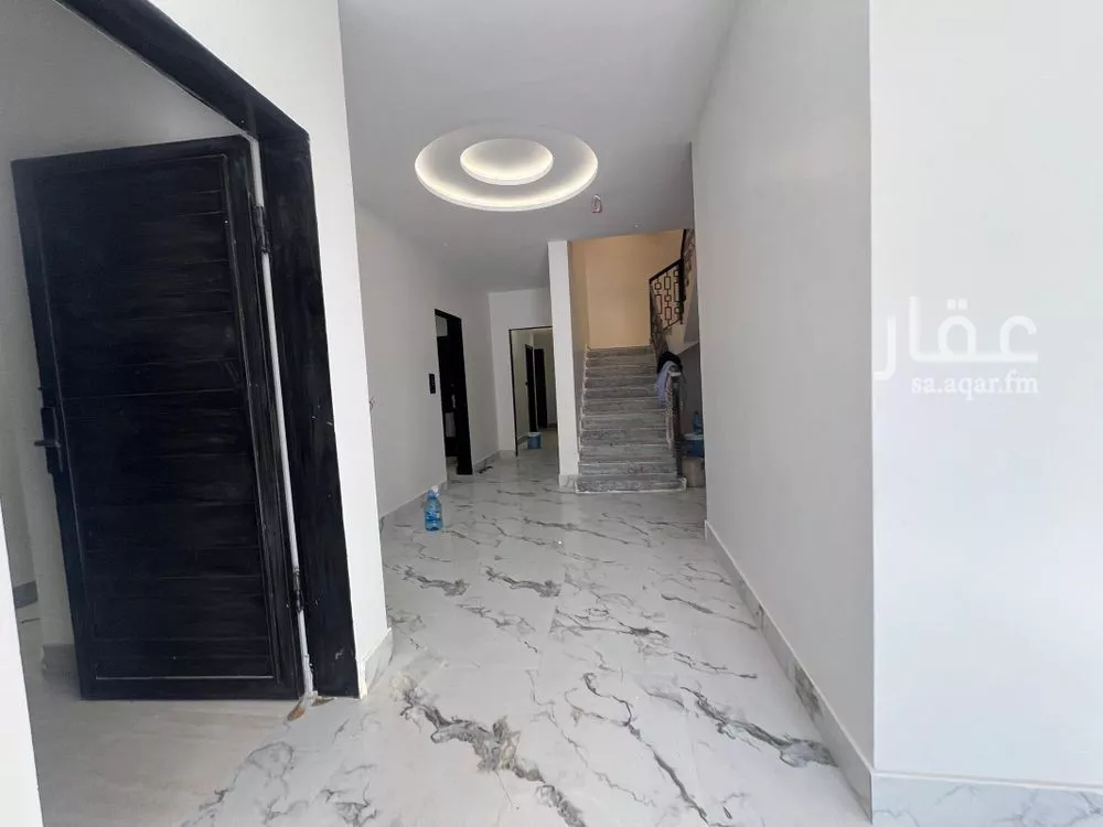 شقة 3 غرف في عكاظ 2