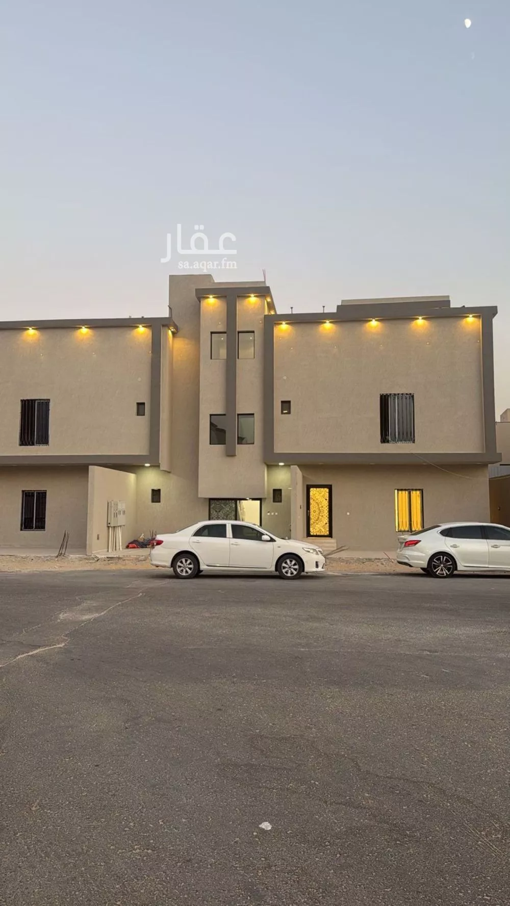 3 bedroom apartment in Dahiat King Fahd 1