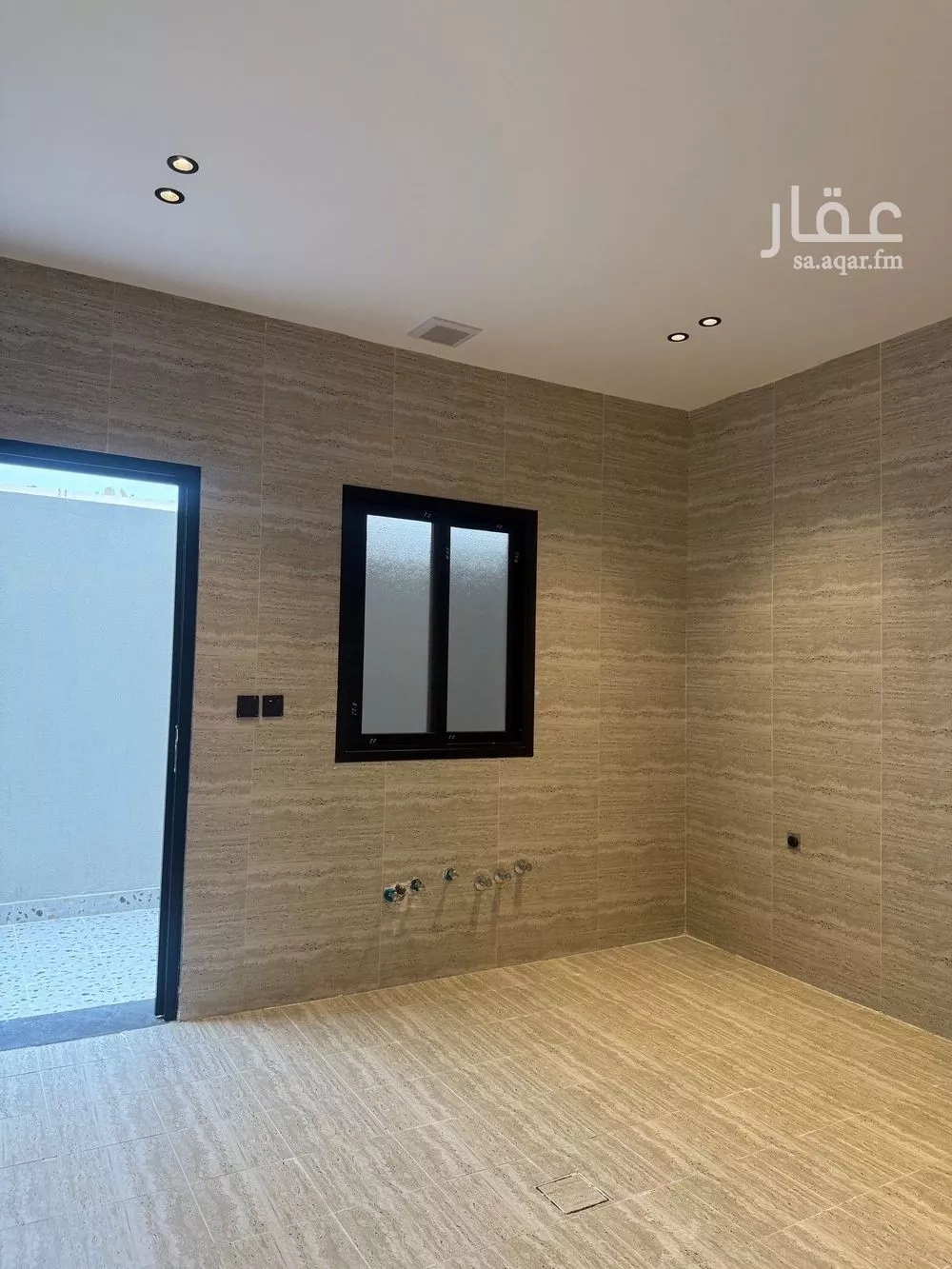 5 bedroom villa in Al Shiraa 3