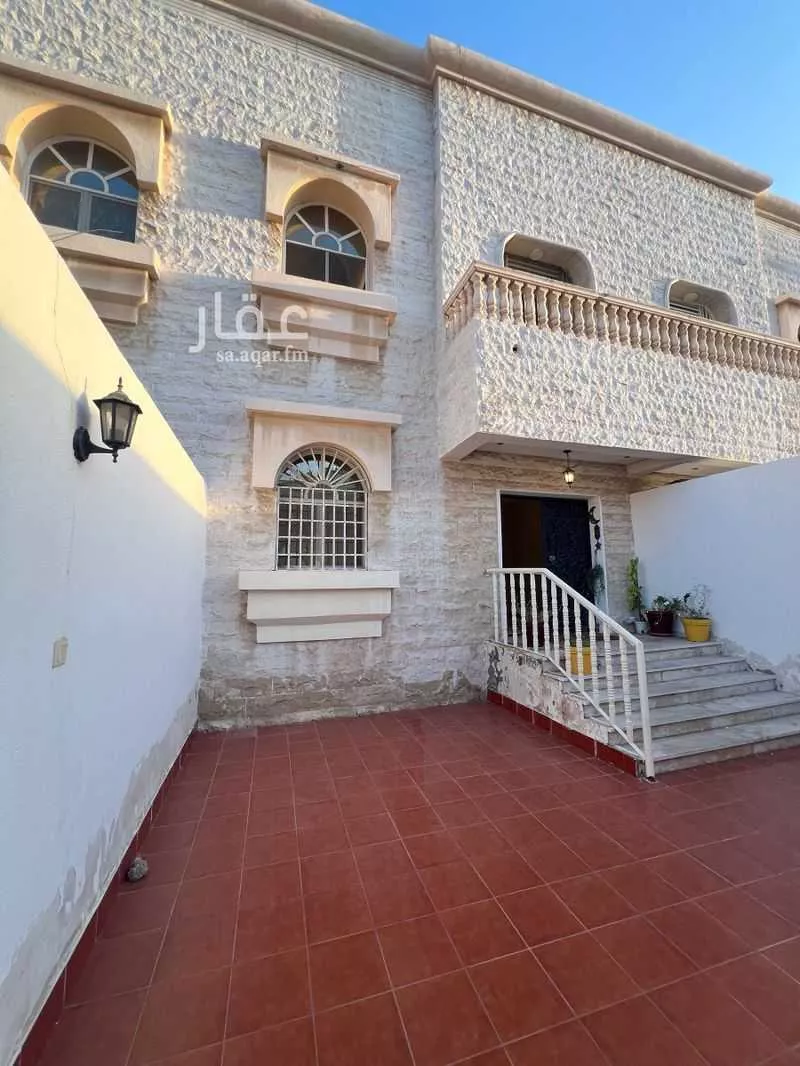 دور 4 غرف في البساتين 3