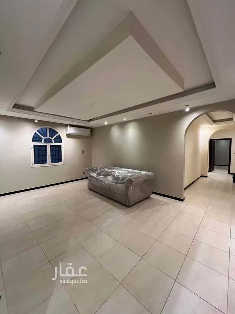 الطابق in البساتين