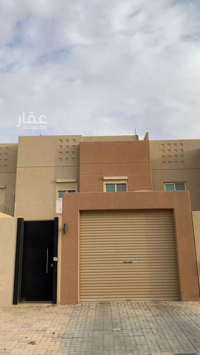 فيلا 4 غرف في الرياض 5