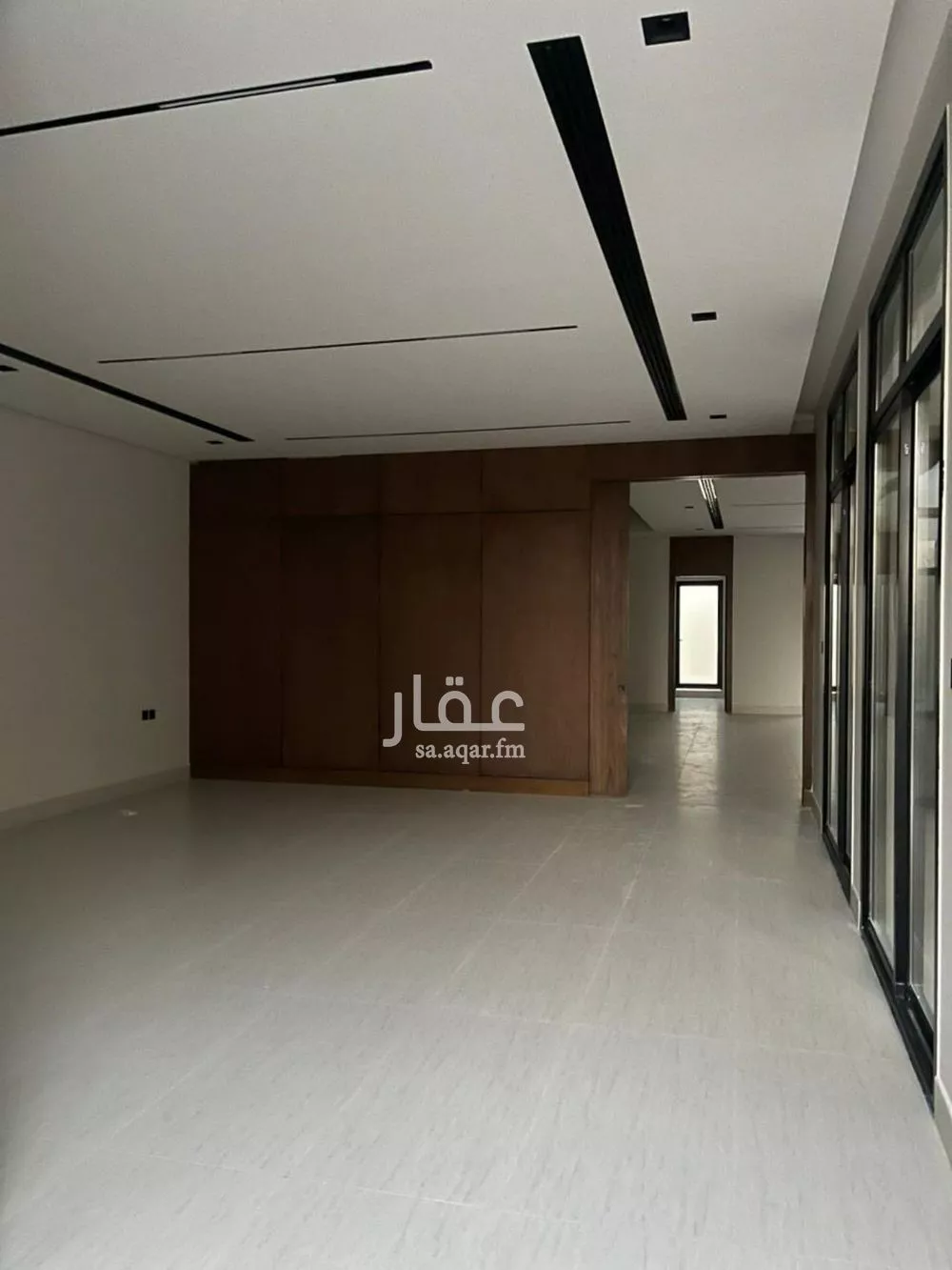 فيلا 5 غرف في النرجس 4