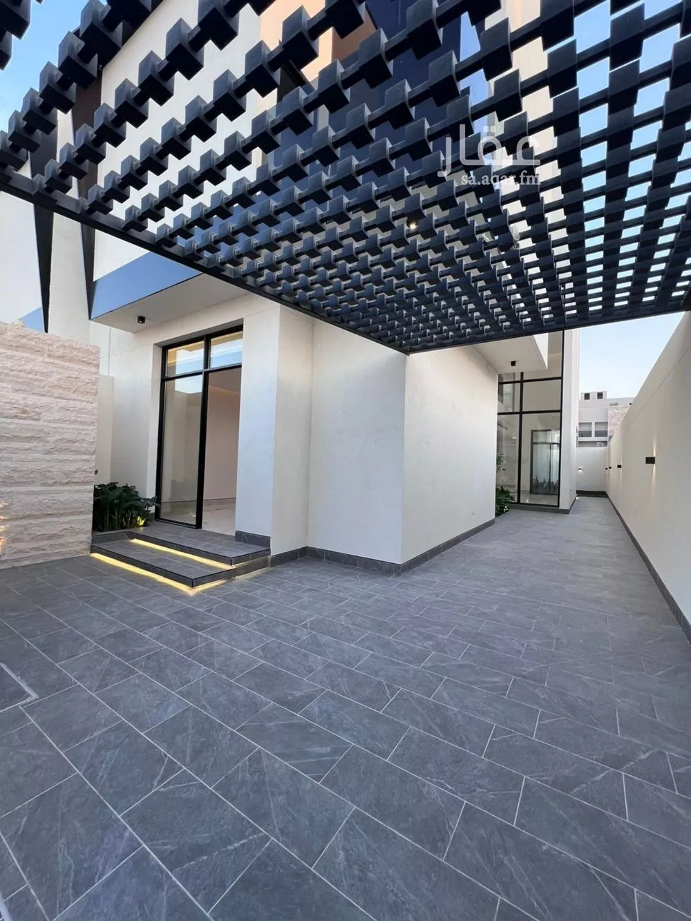 فيلا 5 غرف في النرجس 5