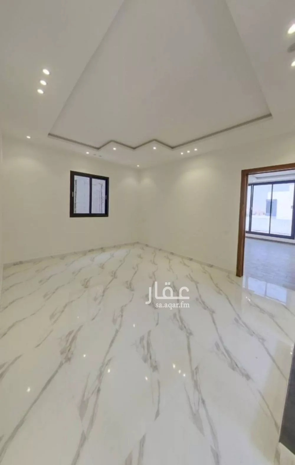 فيلا 5 غرف في العارض 5