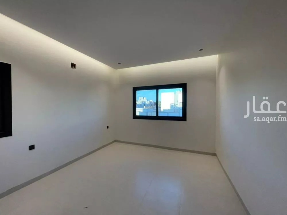 فيلا 5 غرف في العارض 4