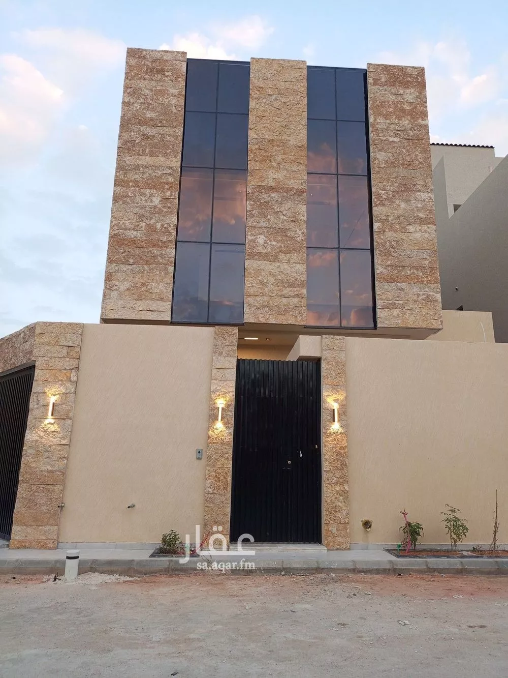 فيلا 5 غرف في النرجس 2