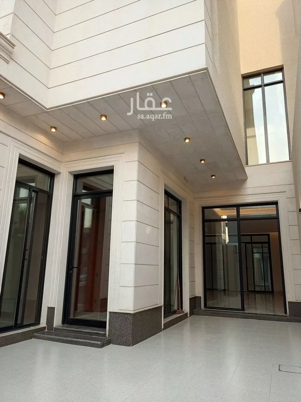 فيلا 5 غرف في النرجس 2